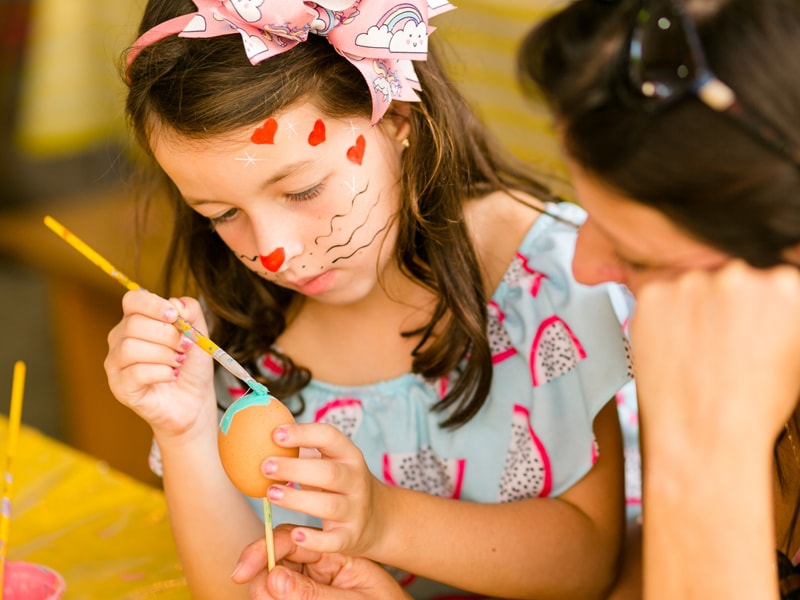 Ovos pintados, comida típica e muita animação: conheça a Osterfest de Pomerode | Lifebrunch