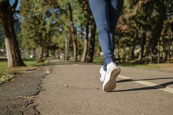 Atividade física e exercício: entenda a diferença e como a regularidade pode fazer a diferença | Lifebrunch